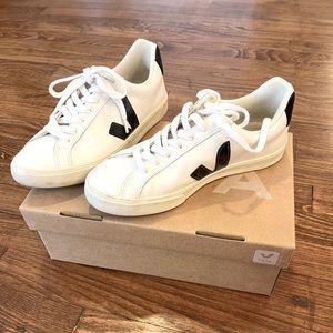 VEJA sneakers size:37
